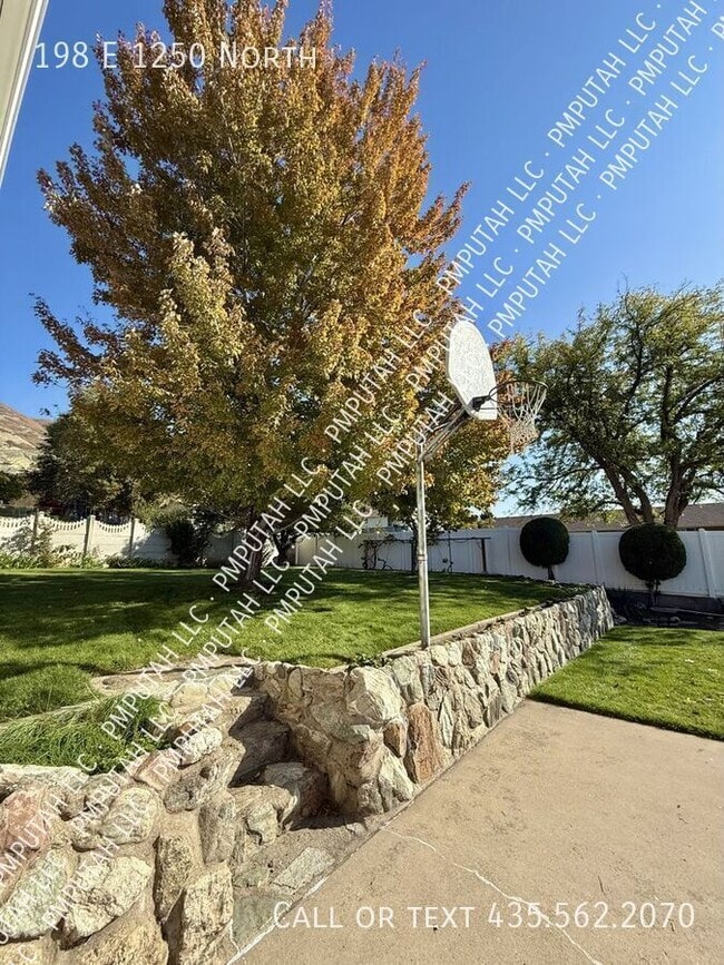 Photo - 198 E 1250 N