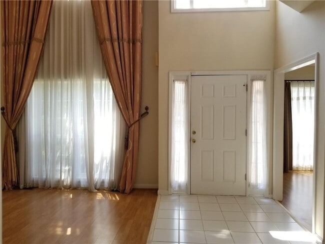 Photo - 2828 Oglethorpe Run Square