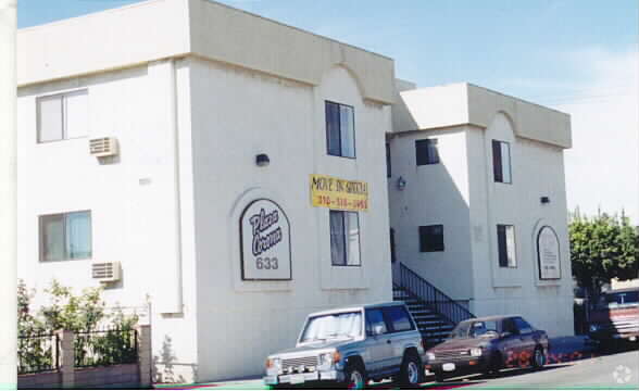 633 Broad Ave.