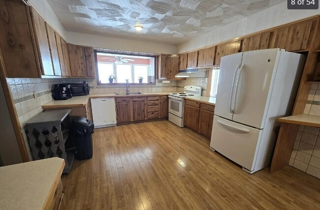 Photo - 15449 Highway 187