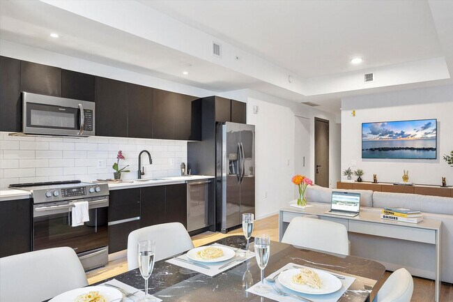 398 NE 5th St Unit SI ID1372287P