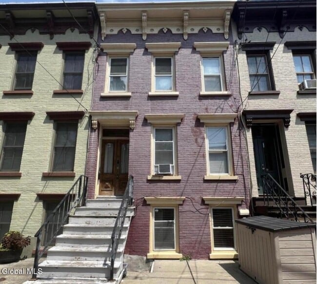 Building Photo - 5 Irving St Unit 3 Rental
