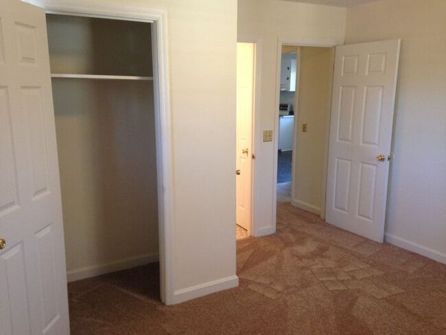 Photo - 1542 S Beltline Blvd