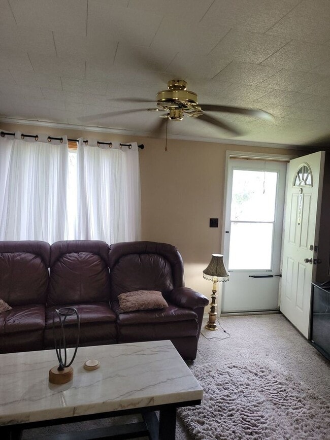 Photo - 753 East Dr