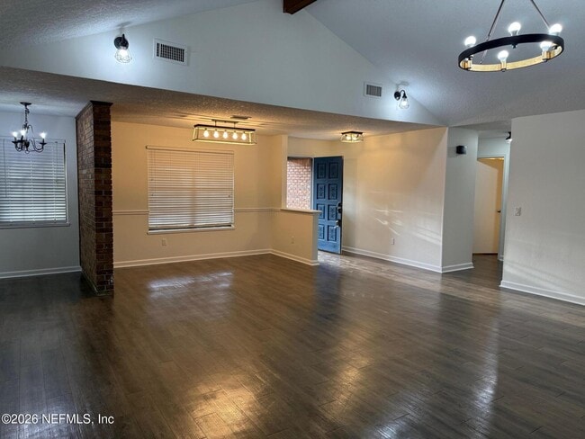 Photo - 35056 Keith Rd