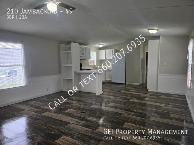 Photo - 210 Jamback Rd