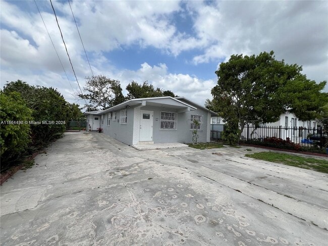 Building Photo - 3081 NW 94th St Unit 3083 Rental