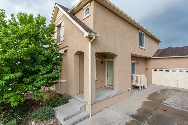 6563 Silverwind Cir