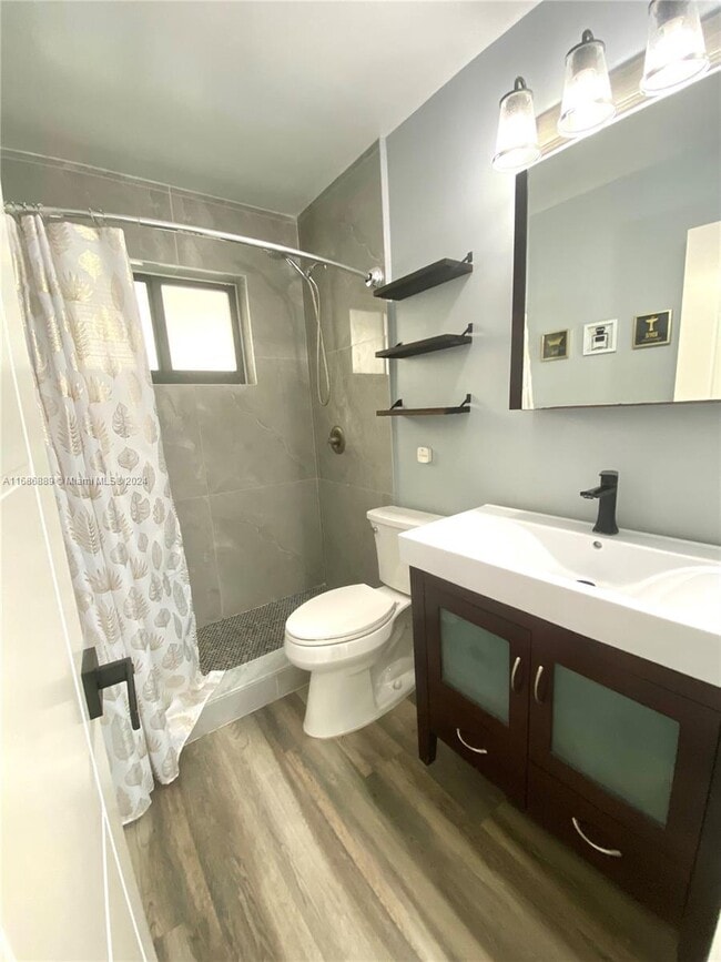 Photo - 1735 SW 21st St