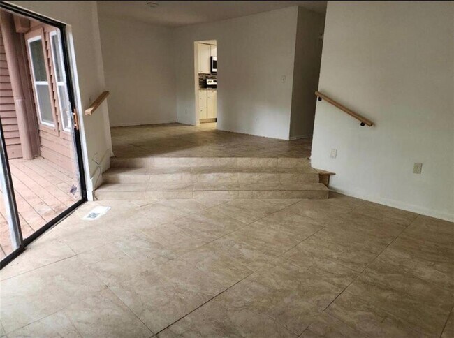 2565 Terrace Trail