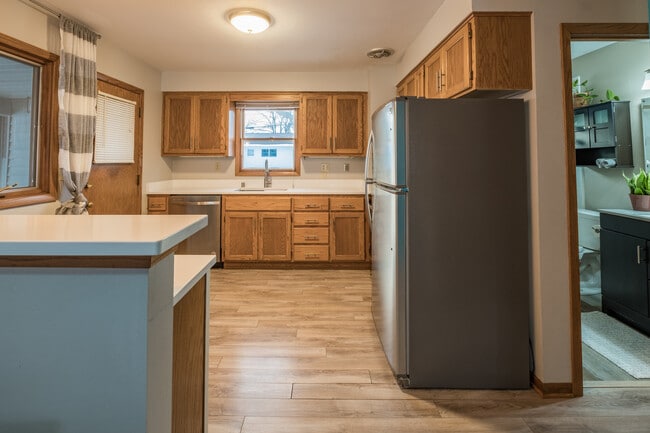 Photo - 38 Cumberland Ln