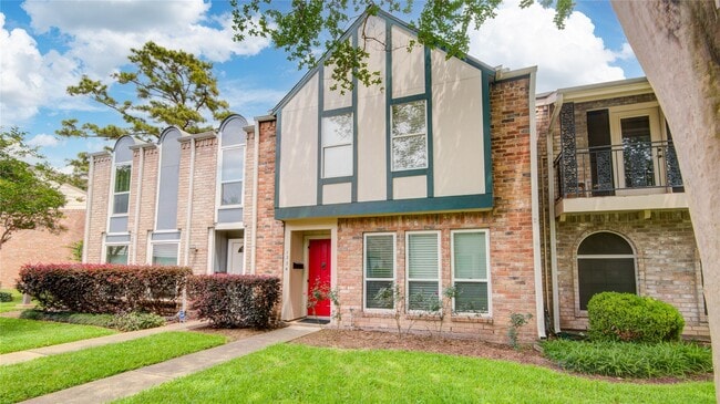 Photo - 1334 Country Pl Dr