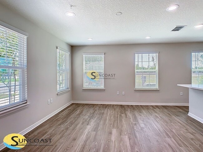 Photo - 3821 SW 43rd Ct Unit 201