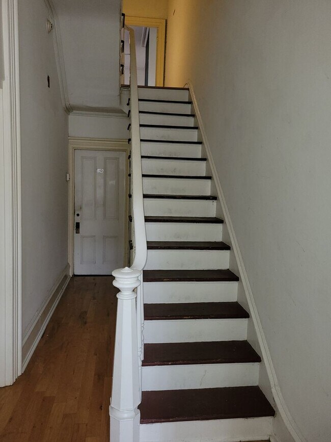 Photo - 1625 Brown St Unidad 2R