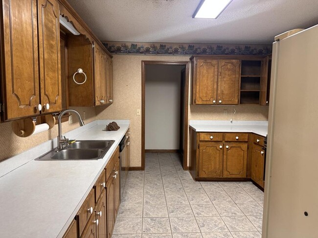 Photo - 116 Portia Cir