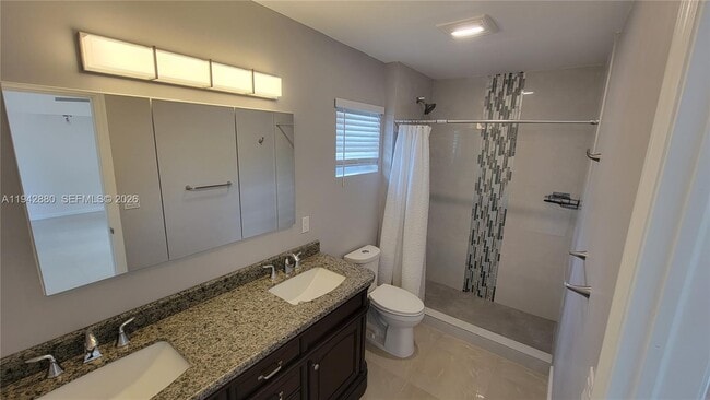 Photo - 670 NE 179th Terrace