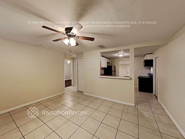 Photo - 7305 50th Ave N