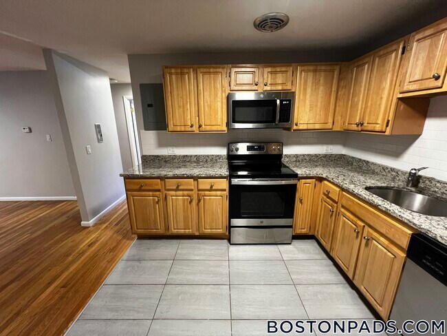 Photo - 110 Babcock St Unit 22