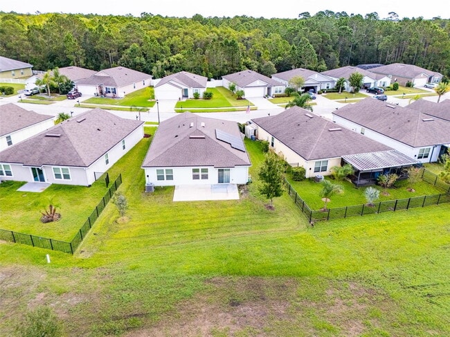 Building Photo - "Charming 3-Bedroom Home with 2 Baths and ...