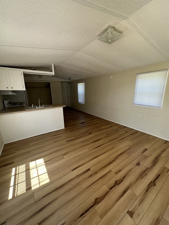 Photo - 5030 Denton Rd