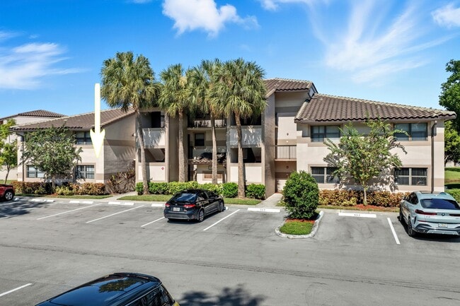 Building Photo - 9877 Nob Hill Ct Unit 9877