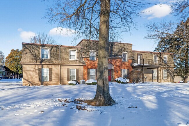 Photo - Now Accepting Section 8 – 3 Bedroom /2 Bath Florissant, MO