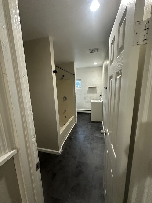 Photo - 218 N 5th St Unit 2