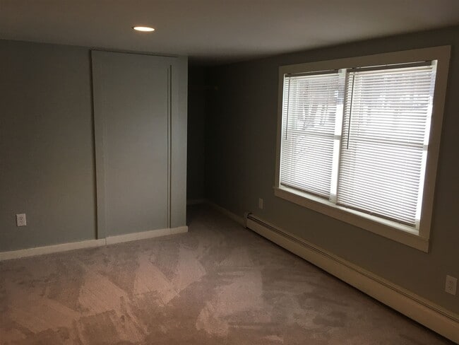 Photo - 37 Whitehall Rd