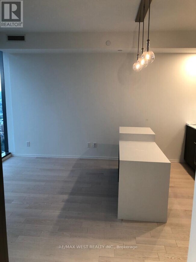 Photo - 16 Bonnycastle St Unit 3203