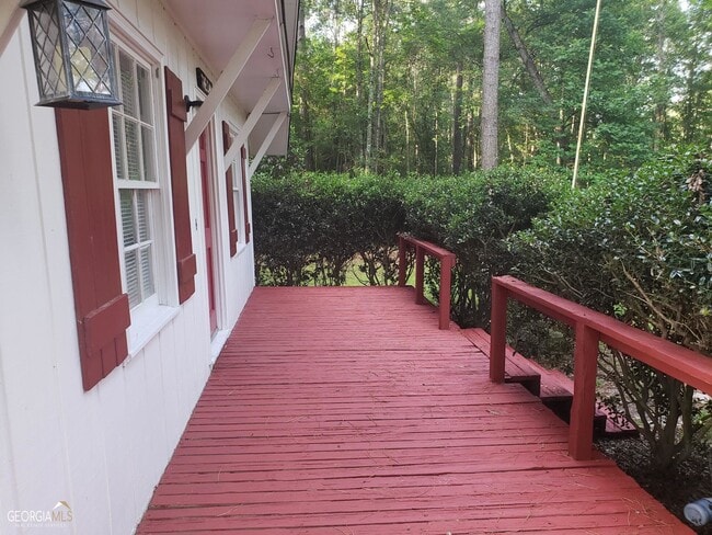 Photo - 418 Country Club Rd