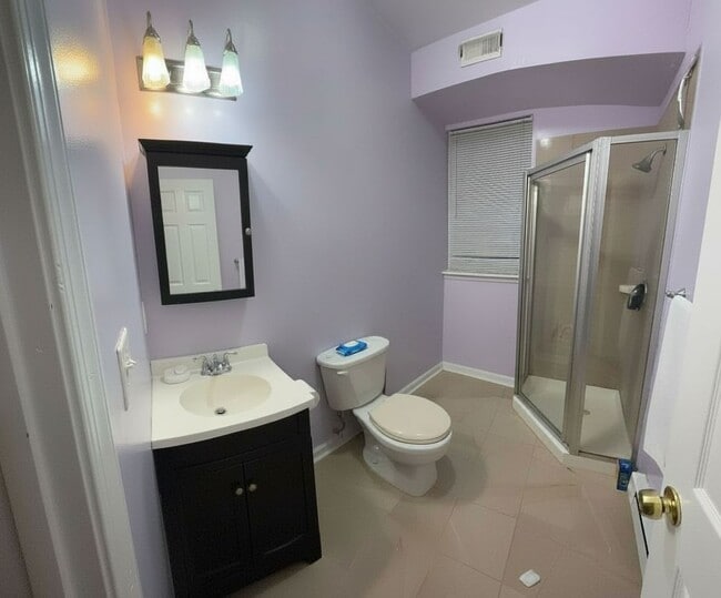 Photo - 1328 W Lombard St