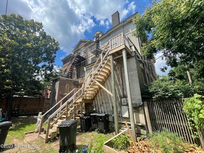 Photo - 502 Belgravia Ct Unit 3