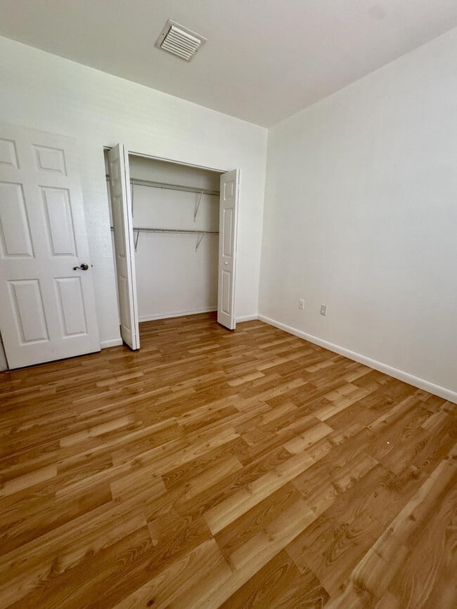 Photo - 209 Talia Cir