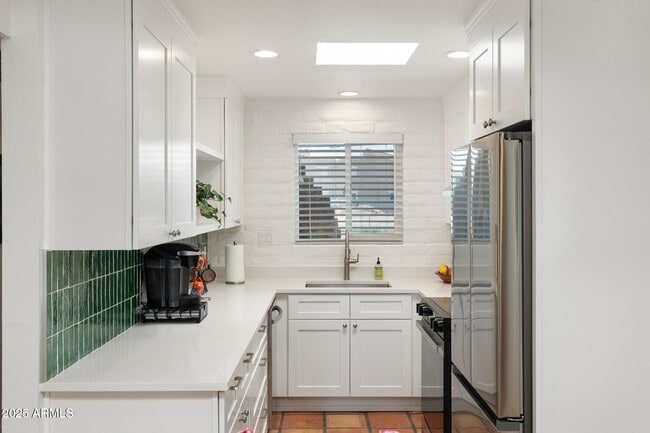 Photo - 3036 N 32nd St
