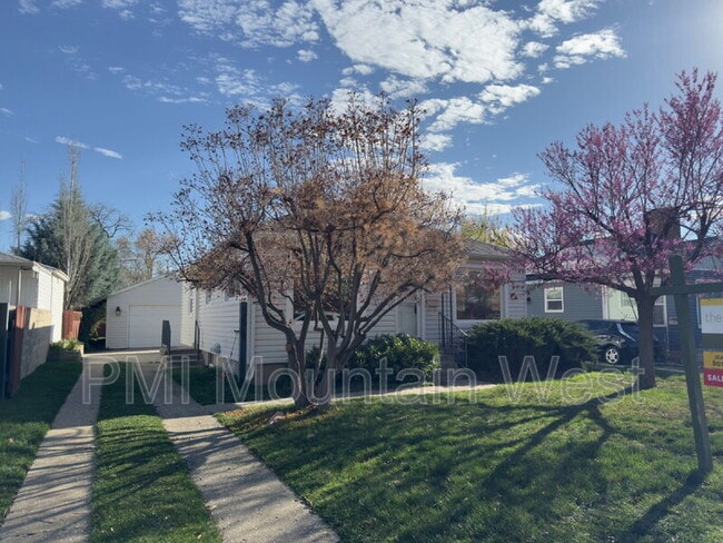 Photo - 1878 E Stratford Ave