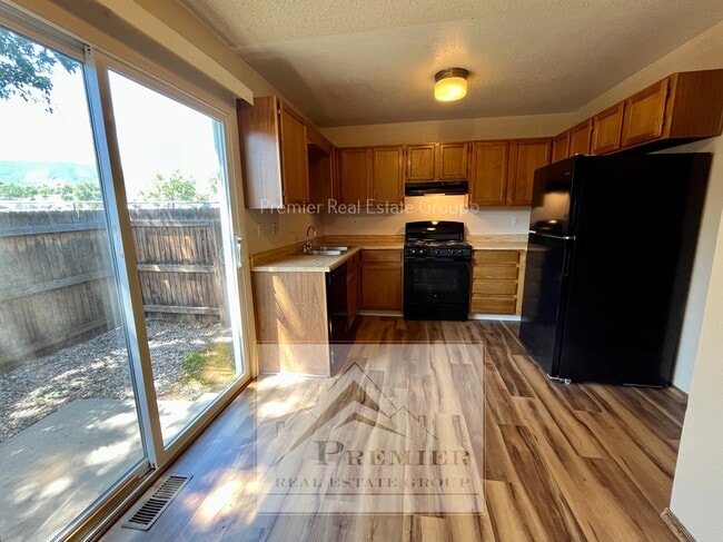 2158 Baltimore Cir