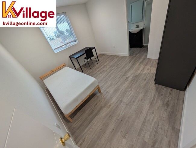 Co-living bedroom + bathroom, shared kitch... - Co-living bedroom + bathroom, shared kitch... Apartamento Unidad 305 (furnished)