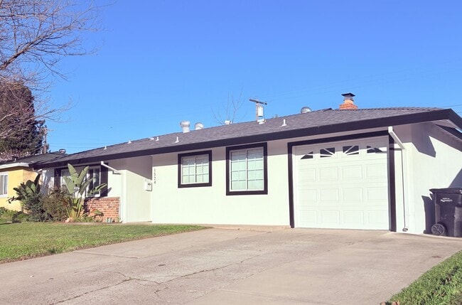 Photo - 1524 Gladstone Dr