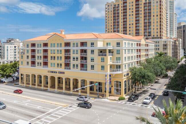 7355 SW 89th St - Toscano Condo