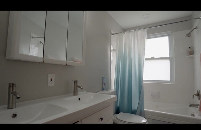 Photo - 8610 60th Ave