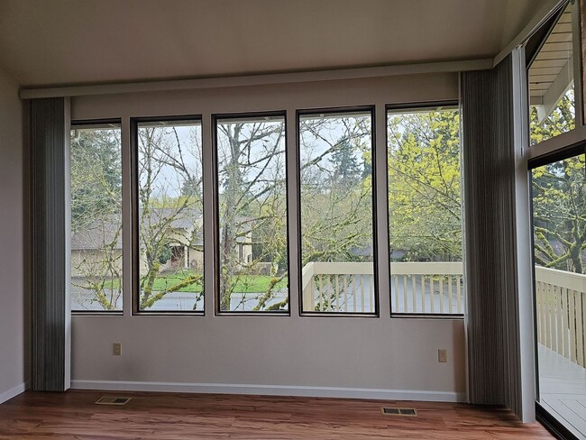 Photo - Amazing 3B/3B Single Family Home near Microsoft, prime Redmond location