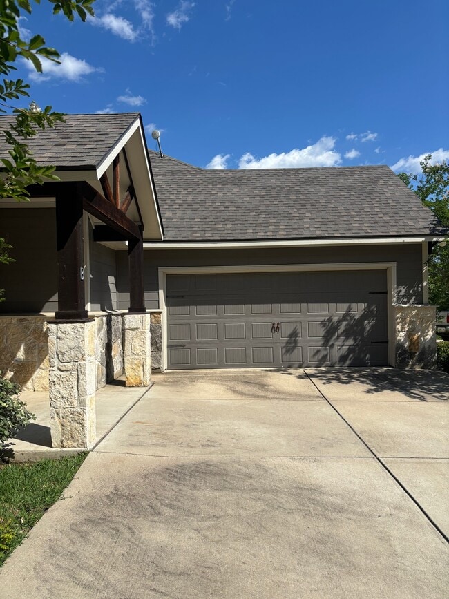 Photo - 17349 Cedar Rock Ct Unit B