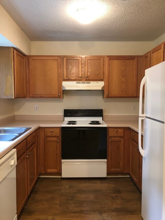 Photo - Great Location Black Mountain Apartment