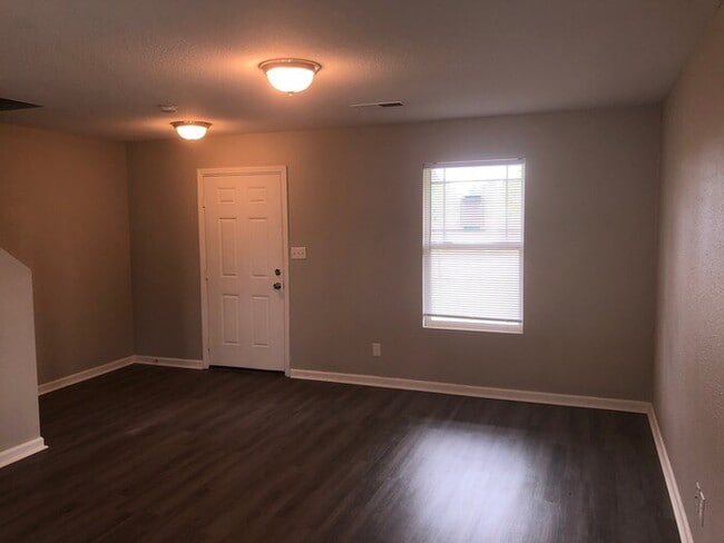 Photo - 28015 Chasebrook Dr