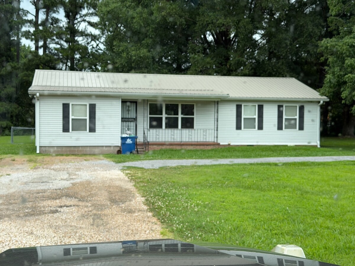 Photo - 405 Mount Pelia Rd