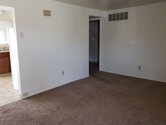 100 W Colby Ln