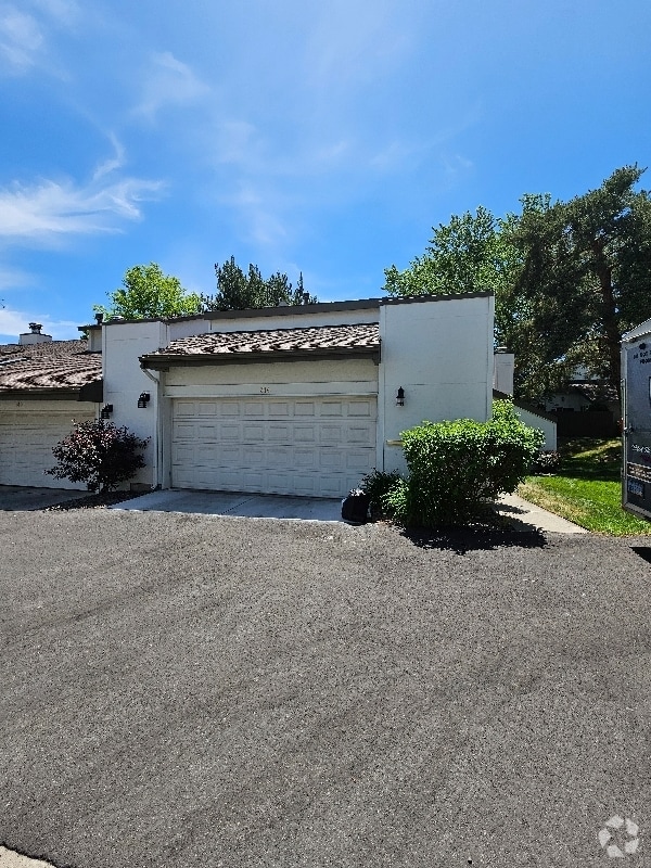 Building Photo - 314 Lorraine Ct Rental
