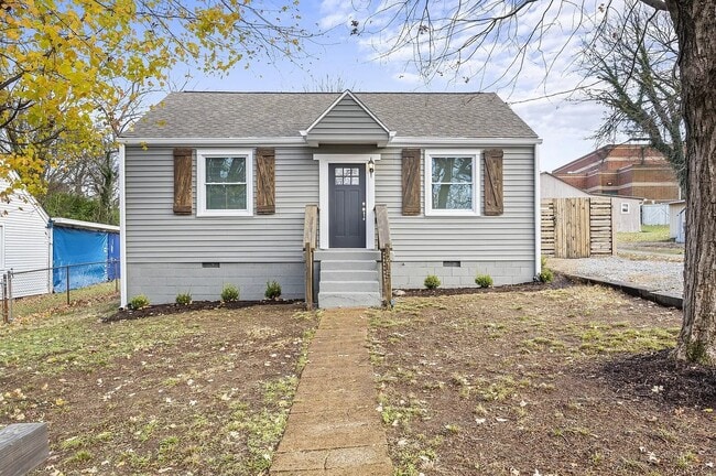 Photo - 1215 Emmett Ave