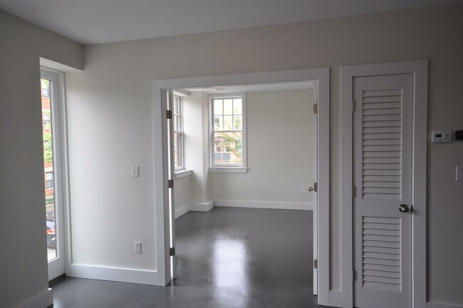 Photo - 659 Massachusetts Ave
