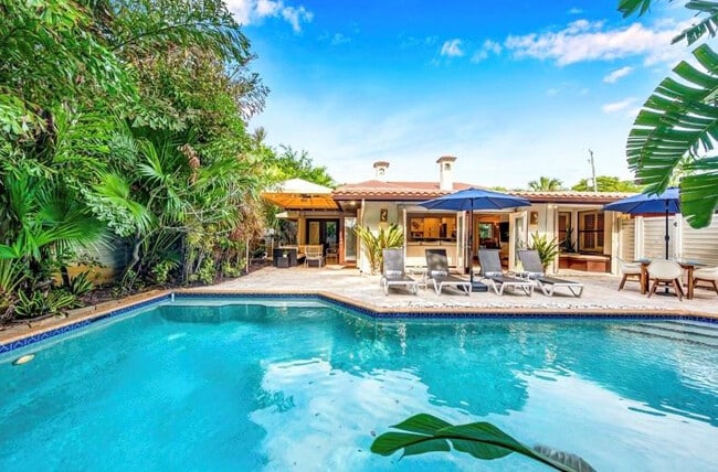 Photo - 2757 NE 20th St